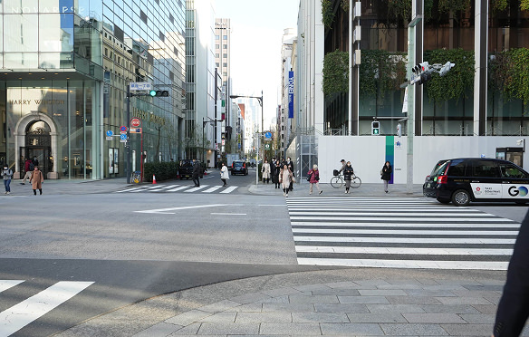 銀座一丁目交差点からBIANCA CLINIC 銀座院へ進む道順 6